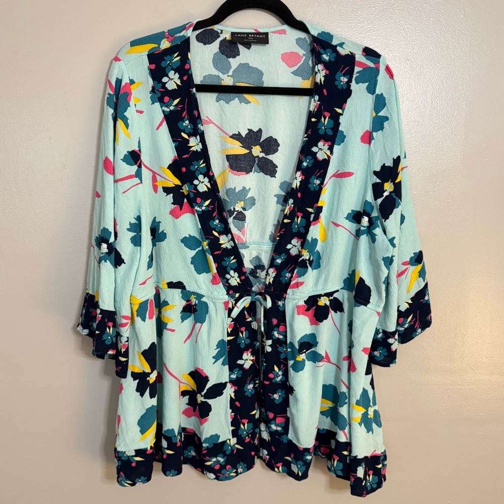 Lane Bryant 18/20 Blue Floral Wrap
